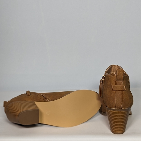 NEW Coutgo Womens Cut-out Ankle Boot Sz 8 tan - Picture 3 of 4